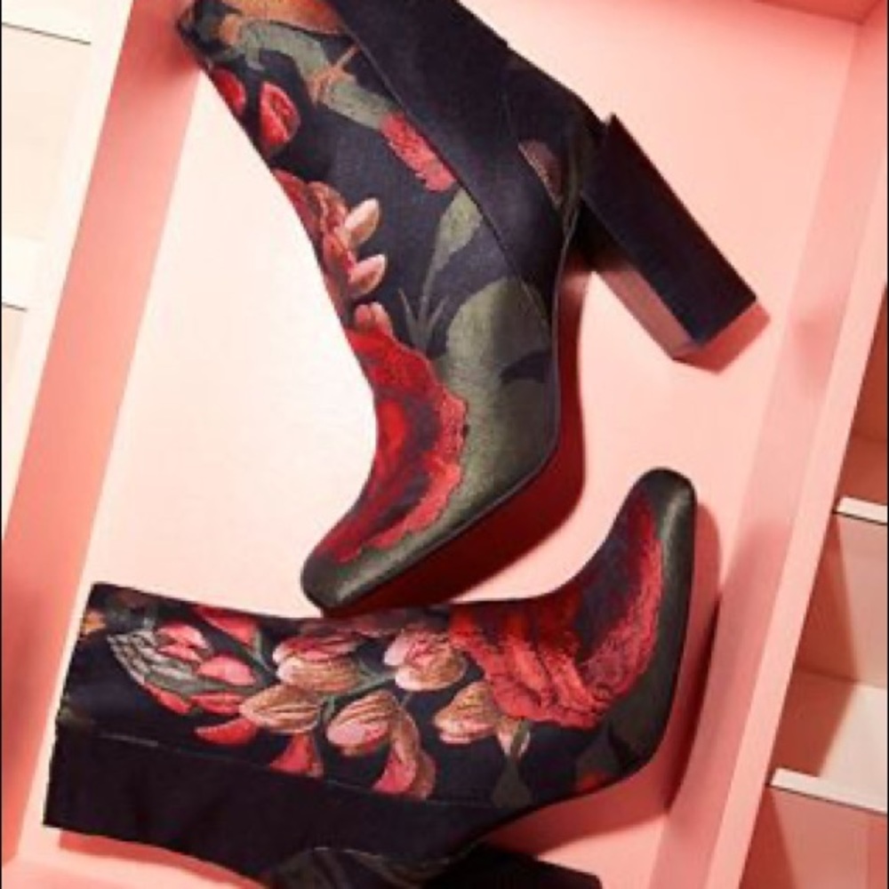 Jeffrey Campbell Stratford boots